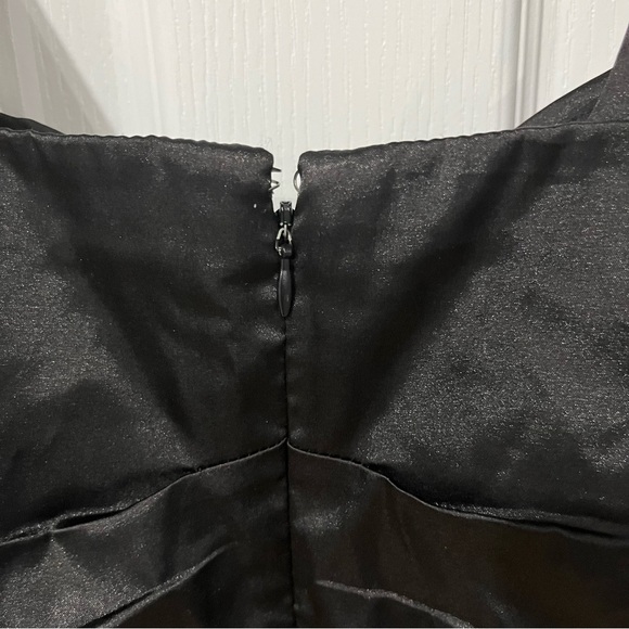 Le Chateau black dress size small - Picture 5 of 10